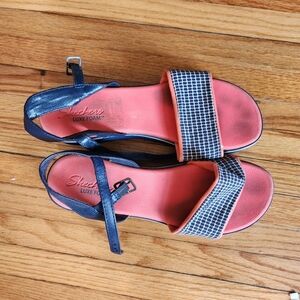 🌸Sketchers Luxe Foam pink and blue platform sandals size 7